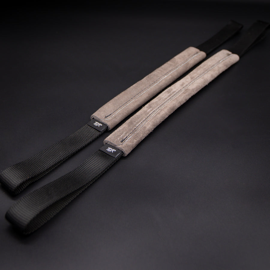 TGR Flat Leather Reward Tug